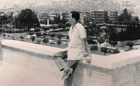 시리아에서 엘리 코헨. 사진 출처 이스라엘 총리실