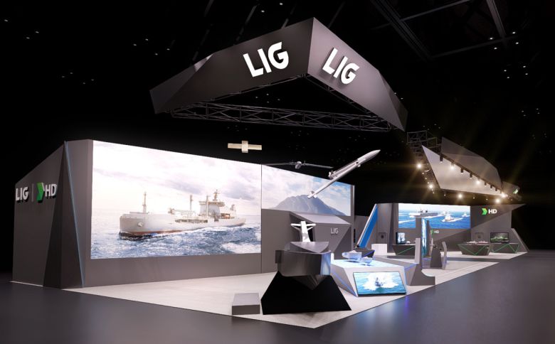 LIG넥스원은 MADEX에서 단일업체 기준 최대규모(280㎡)로 전시관을 마련했다. LIG넥스원 제공