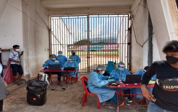 코로나 19 검체 채취활동. 사진제공=굿네이버스