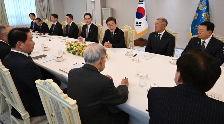 이재명 대통령이 13일 서울 용산 대통령실청사에서 열린 6경제단체와 기업인 간담회에서 발언하고 있다. 2025.06.13. 대통령실사진기자단