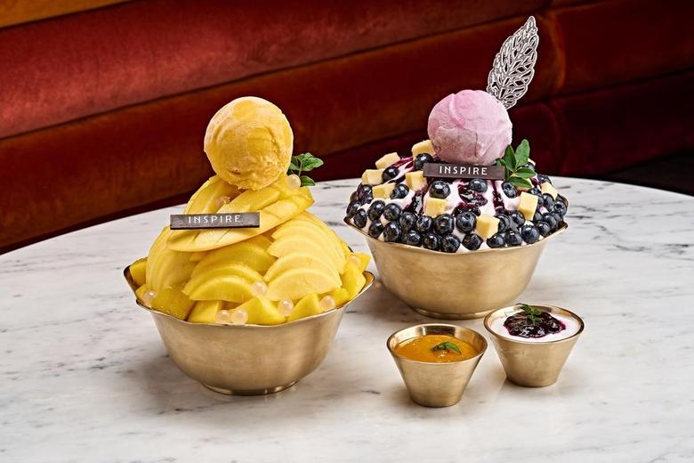 인스파이어리조트 ‘호라이즌 라운지’ 망고 빙수와 블루베리 빙수.