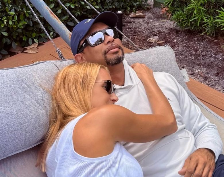 세계적인 골프 스타 타이거 우즈(50)가 도널드 트럼프 미국 대통령의 며느리였던 바네사 트럼프(47)와 결혼을 앞두고 있다는 보도가 나와 화제를 모으고 있다. 사진=타이거 우즈 SNS 캡쳐