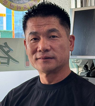 17일 광주 동구 소태동에서 폭우 속 위험상황에 놓은 70대 노인을 20여분 동안 사투를 벌여 구조한 최승일 씨. 최승일 씨 제공