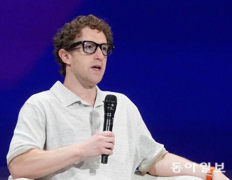 저커버그 CEO는 AI 인재 영입을 위해 직접 나섰다. AP 뉴시스