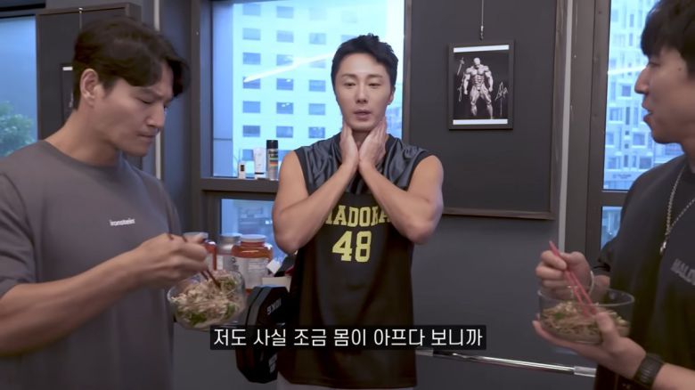 뇌동맥류 진단을 받았던 배우 정일우가 건강 상태를 전했다. 사진=유튜브 채널 ‘짐종국’