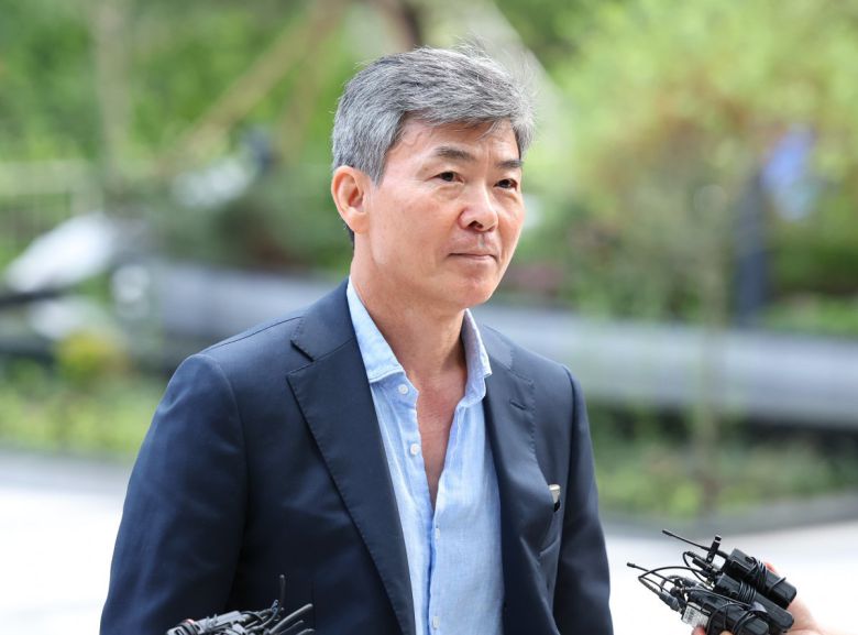 이종호 전 블랙펄인베스트 대표가 23일 서울 종로구 김건희 특검팀(특별검사 민중기)으로 소환 조사에 출석하고 있다. 2025.07.23. 뉴시스