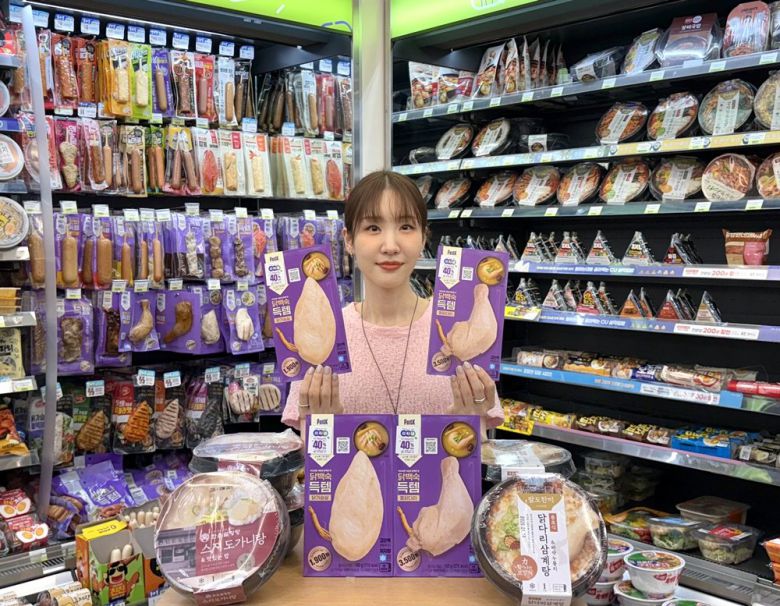 편의점 CU가 다양한 보양식 카테고리 상품을 선보이고 있다. BGF리테일 제공