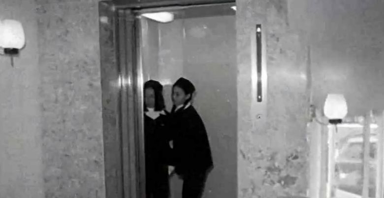 여의도 시범아파트 엘리베이터 안내원. 채널A 제공