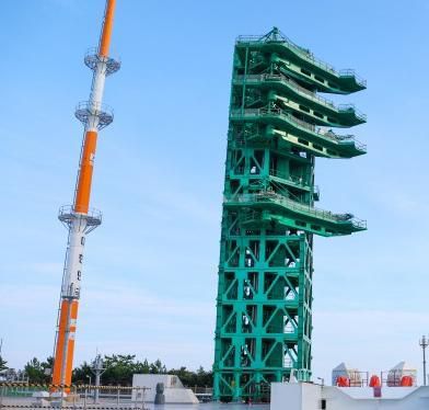 높이 48m에 달하는 나로우주센터 제2발사대. 한국항공우주연구원 제공