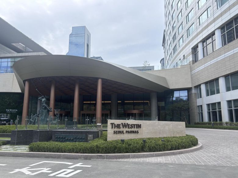 웨스틴서울파르나스 외관. 황소영 기자 fangso@donga.com
