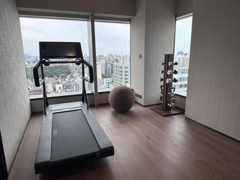 프레지덴셜스위트룸 내부. 황소영 기자 fangso@donga.com