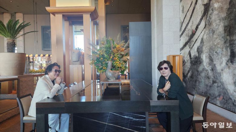 보고만 있어도 든든하다. 아주 즐겁게 ‘최성수’가 최성수다운 길로 가도록 곁에서 힘이 되어주는 형. 유재영 기자 elegant@donga.com