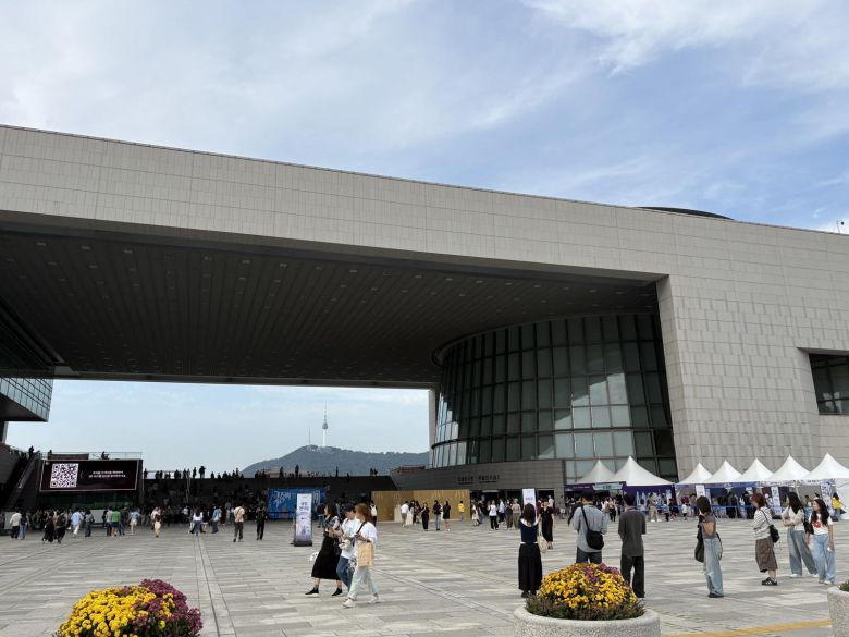 지난달 27일 오후 서울 용산구 국립중앙박물관 열린마당에서 ‘2025 국중박 분장대회’가 열렸다. 이혜원 기자 hyewon@donga.com