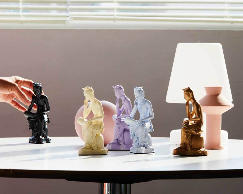 반가사유상 미니어처. 뮷즈샵 홈페이지 캡처