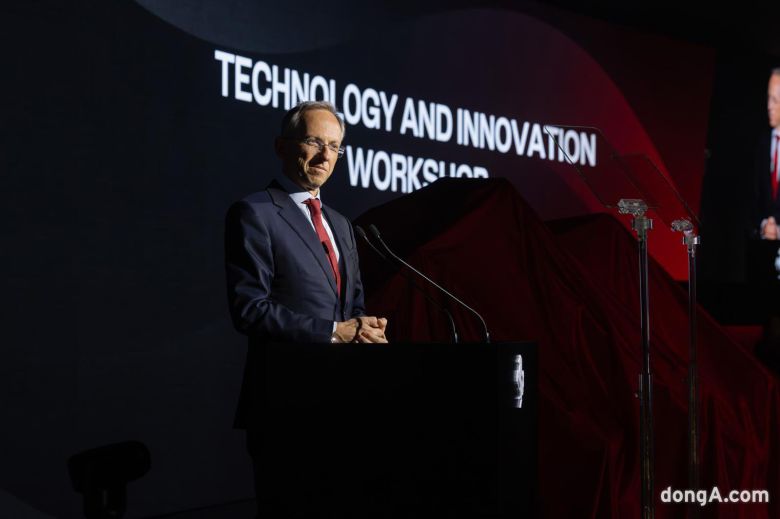 베네데토 비냐 페라리 CEO.