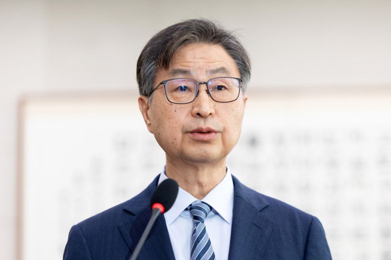 최재해 감사원장이 16일 서울 여의도 국회에서 열린 법제사법위원회 감사원 등에 대한 국정감사에 출석해 업무보고하고 있다. 2025.10.16/뉴스1