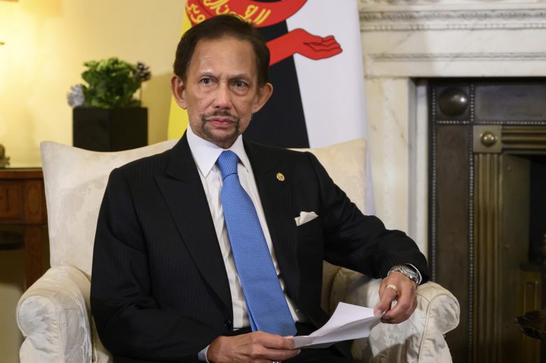 하사날 볼키아 브루나이 국왕