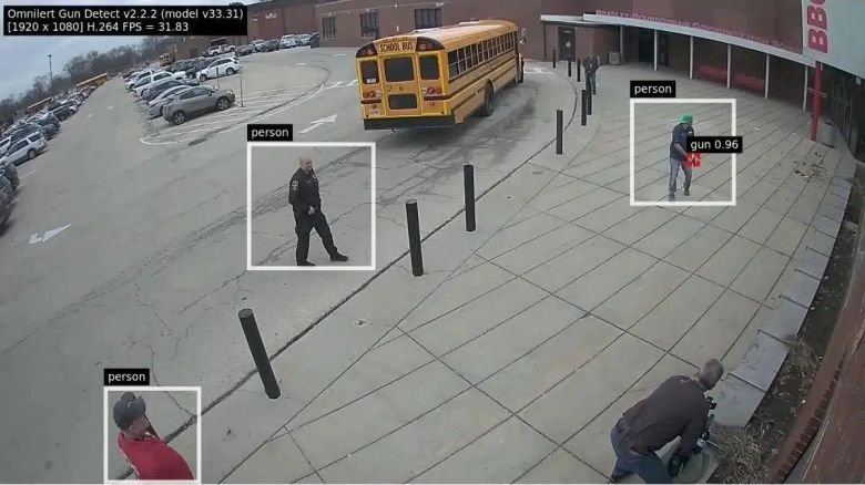 총기 감지 AI를 테스트하는 옴니알러트(Omnilert)의 시스템. (출처=Omnilert 제공)