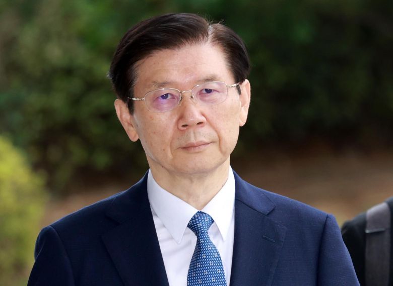 이영환 기자 = 박종준 전 경호처장이 조사를 받기 위해 14일 오전 서울 서초구 서울고검에 마련된 내란 특검 사무실로 향하고 있다. 2025.07.14. [서울=뉴시스]