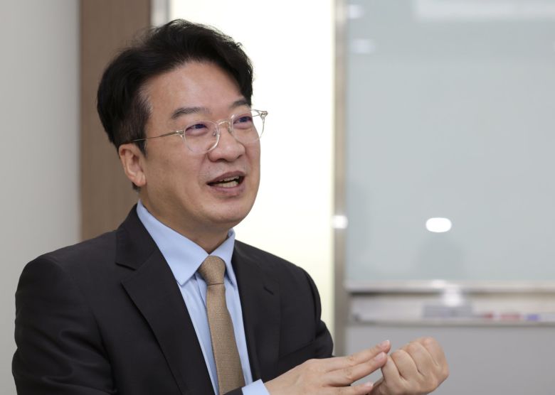 정성윤 통일연구원 선임연구위원