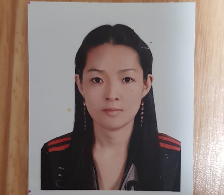 2007년 한국에 도착해 하나원에서 찍은 이유미 씨 증명사진. 한국 생활 첫발을 뗀 때다.