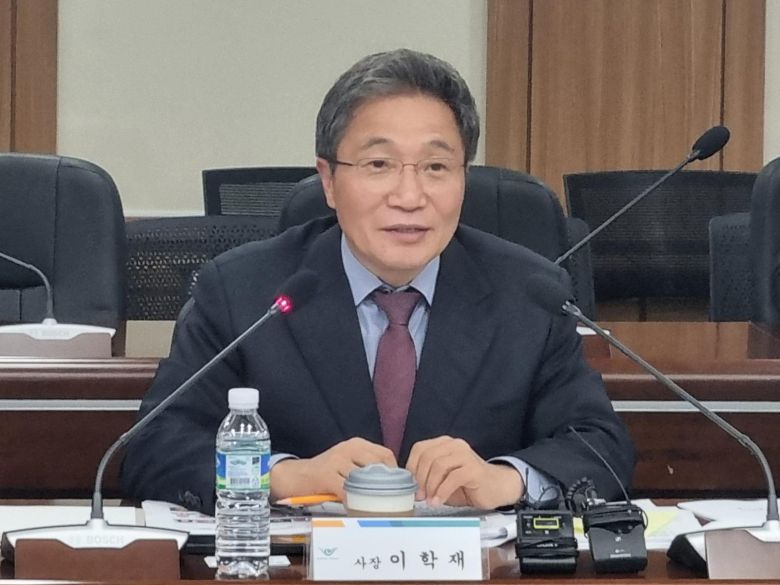 이학재 인천국제공항공사 사장이 16일 오전 인천 중구 공항청사에서 열린 기자간담회에서 발언하고 있다. 2025.12.16. 인천국제공항공사 제공