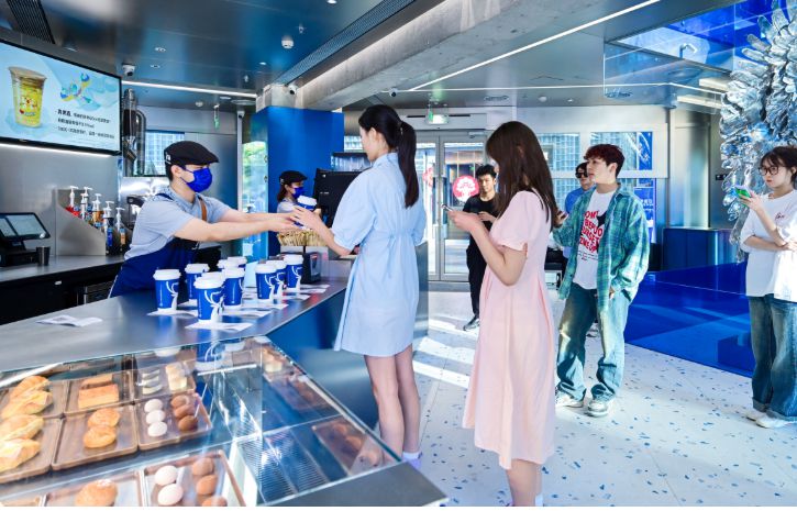 중국 베이징의 루이싱커피 매장의 모습. 루이싱커피 제공