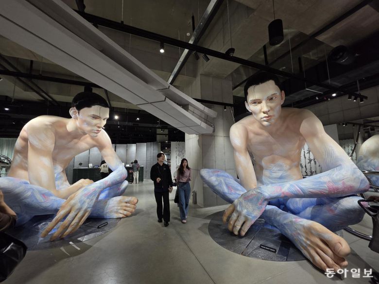 외국인 관광객들이 많이 찾는 젠틀몬스터 매장.