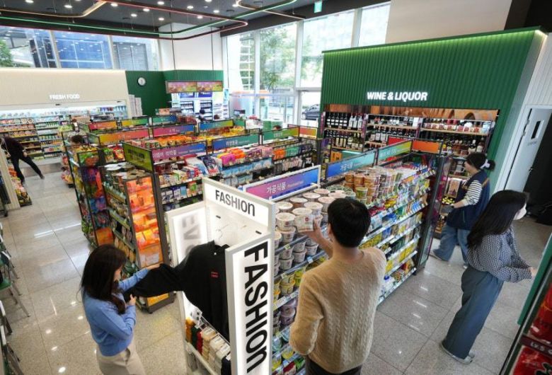 세븐일레븐 매장 내부 모습.