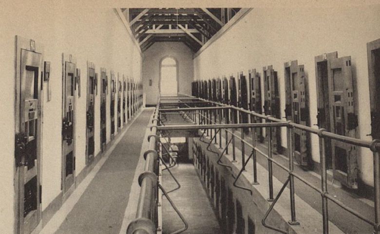 사상범을 수용하는 독방 옥사. 사진 출처 국립중앙도서관