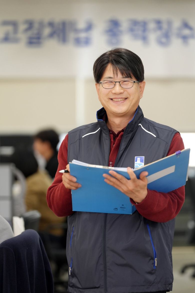 수원시 징수과 체납추적팀 신용철 주무관. 수원시 제공