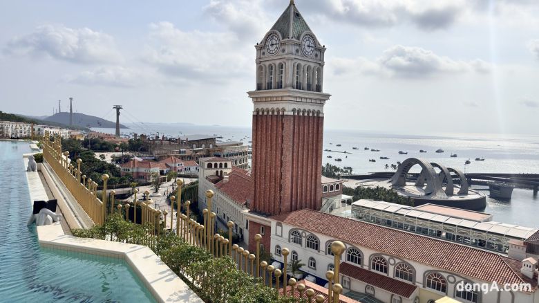 베트남 푸꾸옥은 이탈리아 아말피 해안의 대안으로 꼽힌다. 한국에서 약 5시간 30분 떨어진 곳에서 아말피 해안, 포지타노 마을의 정취를 느낄 수 있다.  윤우열 기자 cloudancer@donga.com