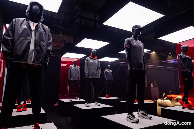 아우디 레볼루트 F1 팀 아디다스 유니폼 컬렉션