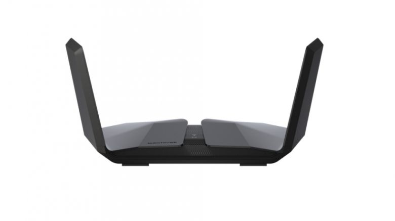 정면에서 보면 U자 형태를 하고 있다.