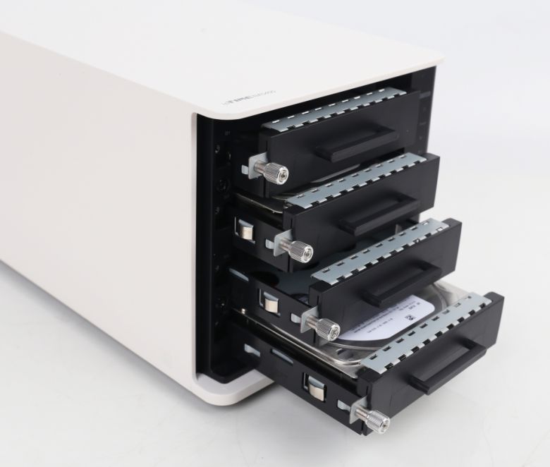 4베이 시스템이다.