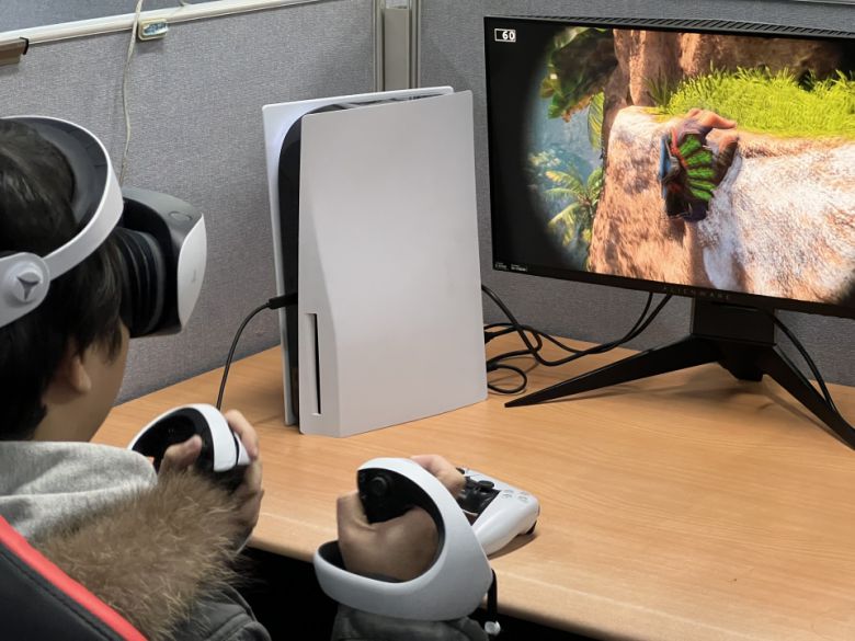 마치 하이엔드 PC로 VR 게임을 즐기는 것처럼 뛰어난 그래픽을 구현했다.