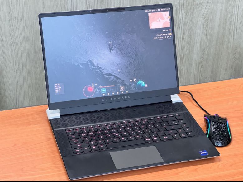 에일리언웨어 x16로 디아블로 4를 즐겨보면 어떨까?