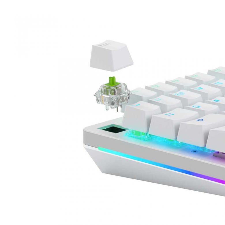 5핀 핫스왑 방식으로 간단하게 설치할 수 있다.