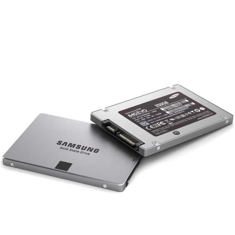 과거 속도 이슈를 일으켰던 TLC 제품인 ‘삼성전자 840 EVO’ SATA SSD.