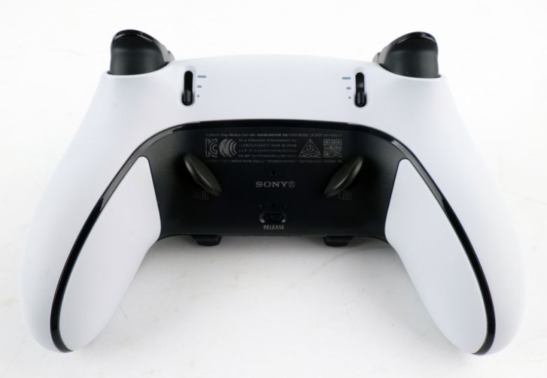 밑쪽에는 트리거 버튼 깊이 조절과 백 버튼이 있다.