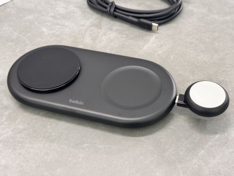 WIZ022qc 측면 USB Type-C 단자에 연결해봤다.