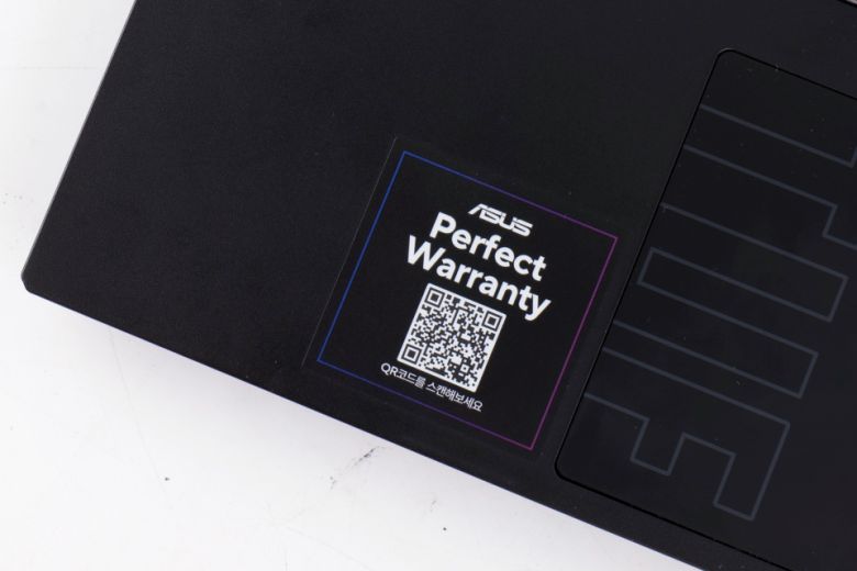 이 외에도 이 노트북은 ‘에이수스 퍼펙트 워런티’를 지원한다.