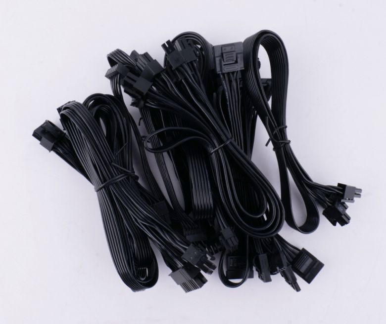 원하는 케이블만 골라서 사용할 수 있다.