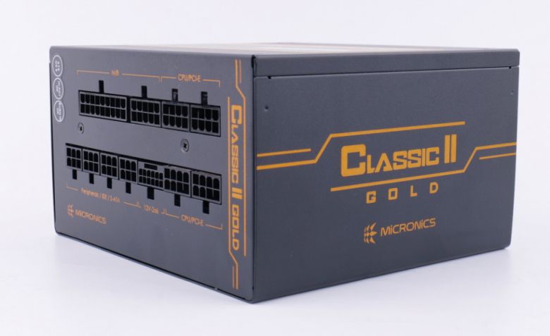 80PLUS 골드 인증을 받았다.