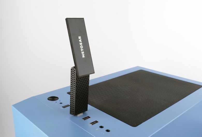 각도 조절이 지원된다.