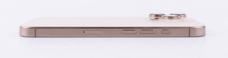 깔끔하고 매끄러운 테두리 디자인이 적용되었다.