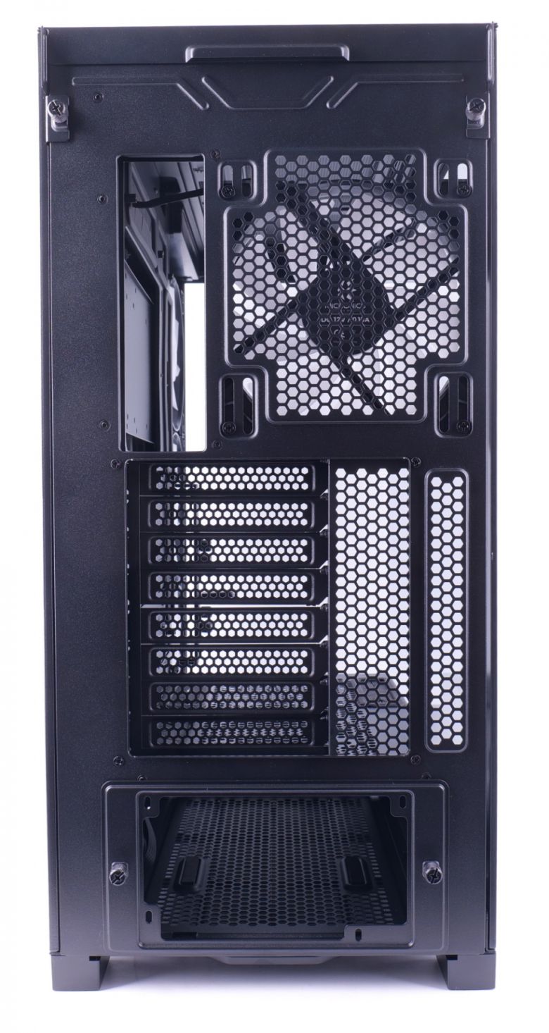 빅타워 케이스답게 후면에는 PCIe 8슬롯을 지원한다.