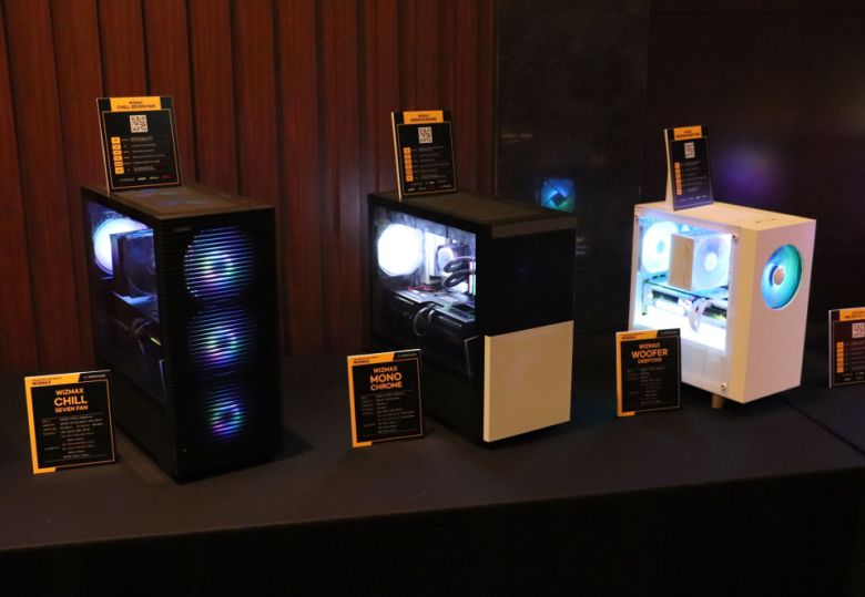 (왼쪽부터) 위즈맥스 CHILL 세븐 팬, 위즈맥스 모노크롬, 위즈맥스 우퍼 딥톤(DEEPTONE)