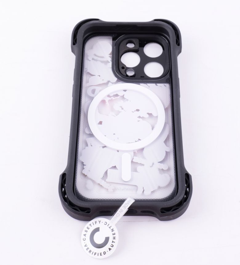 6중 레이어가 적용돼 하판을 보호한다.