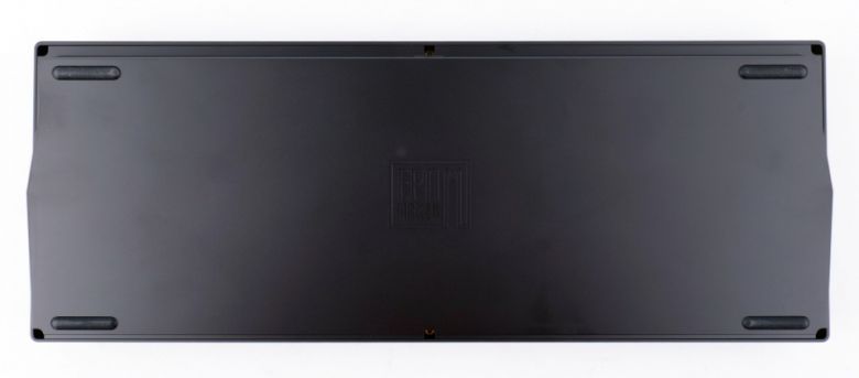 후면에는 에포메이커 로고만 한가운데 있다.